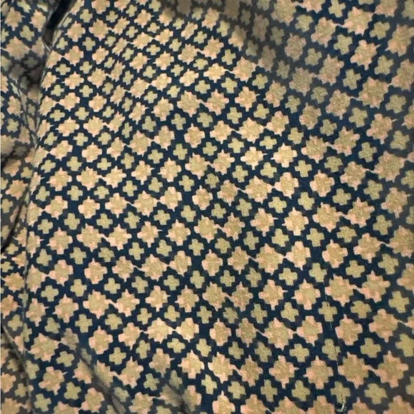 H&M Black and Gold Geometric 3/4 Sleeve Dress - Picture 2 of 7